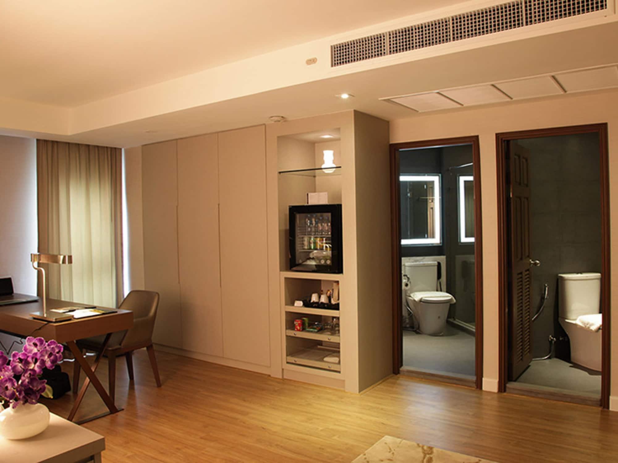 Grand Diamond Suites Hotel Bangkok Exterior foto